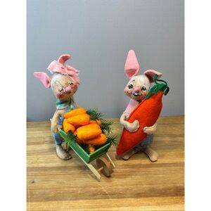 Annalee Vintage 7” country boy and girl bunny with wheel barrel carrots  1965 se